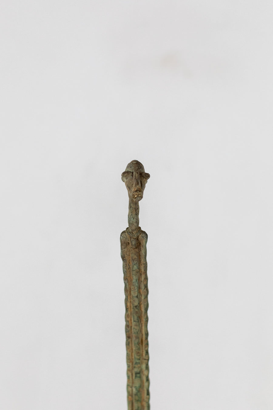 Hombre Dogón Supyire - País: Mali (Dogón)  Material: Aleación de bronce  Medidas: Altura 96cm