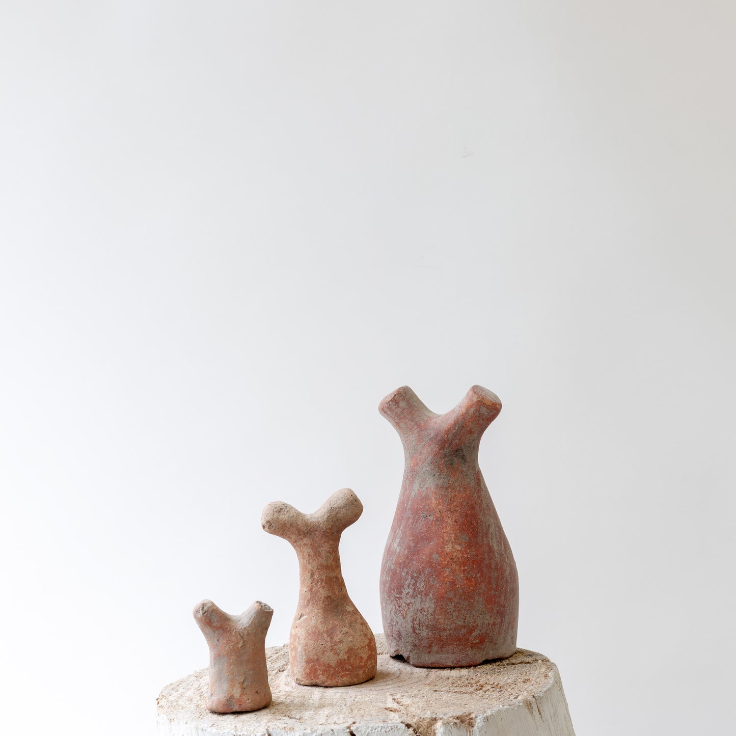 Vasija antigua Arpana - País: Burkina Faso Material: Terracota Medidas: 6x13cm