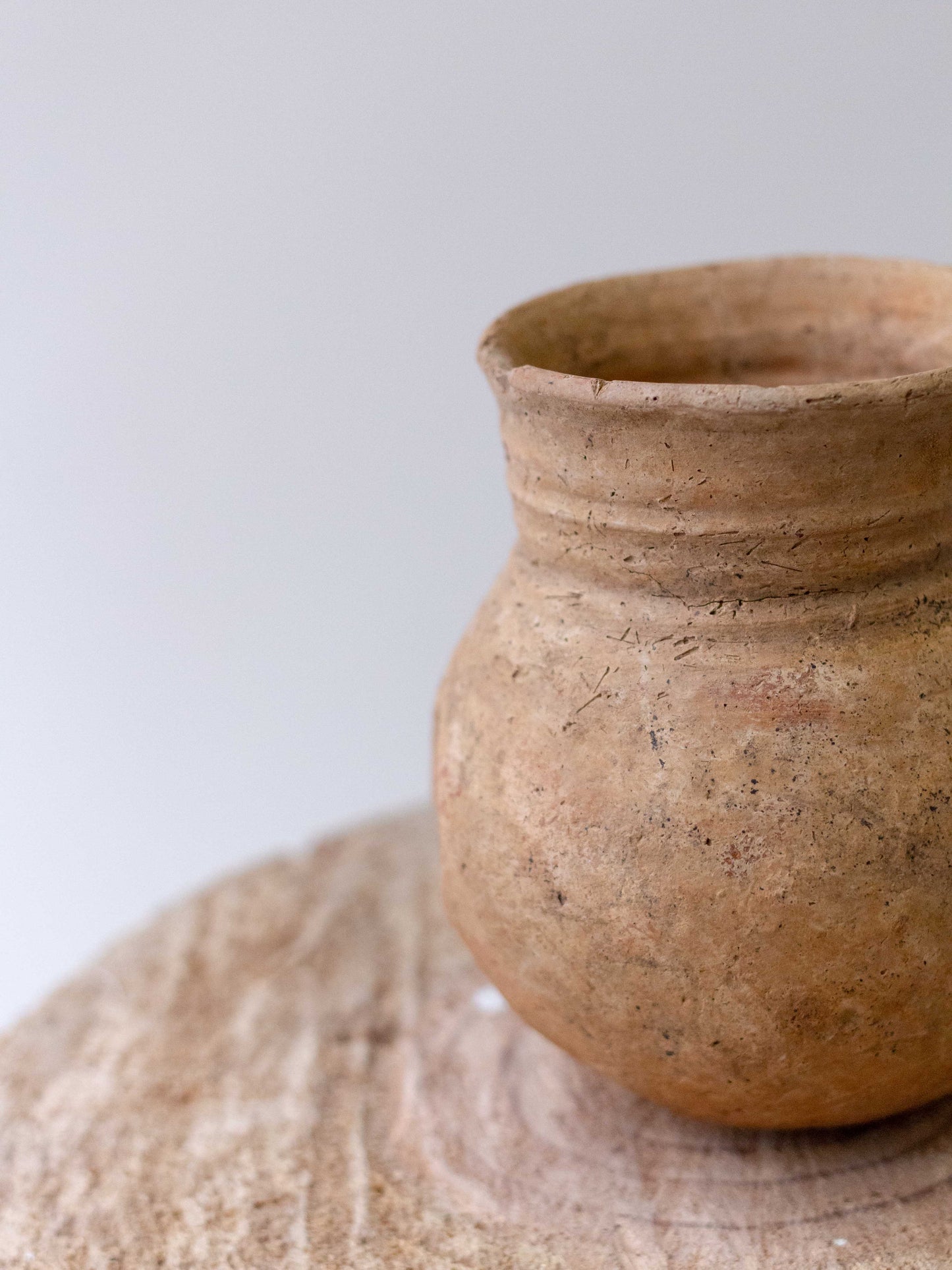 Vasija antigua Lengai - País: Burkina Faso Material: Terracota Medidas: 8x15cm