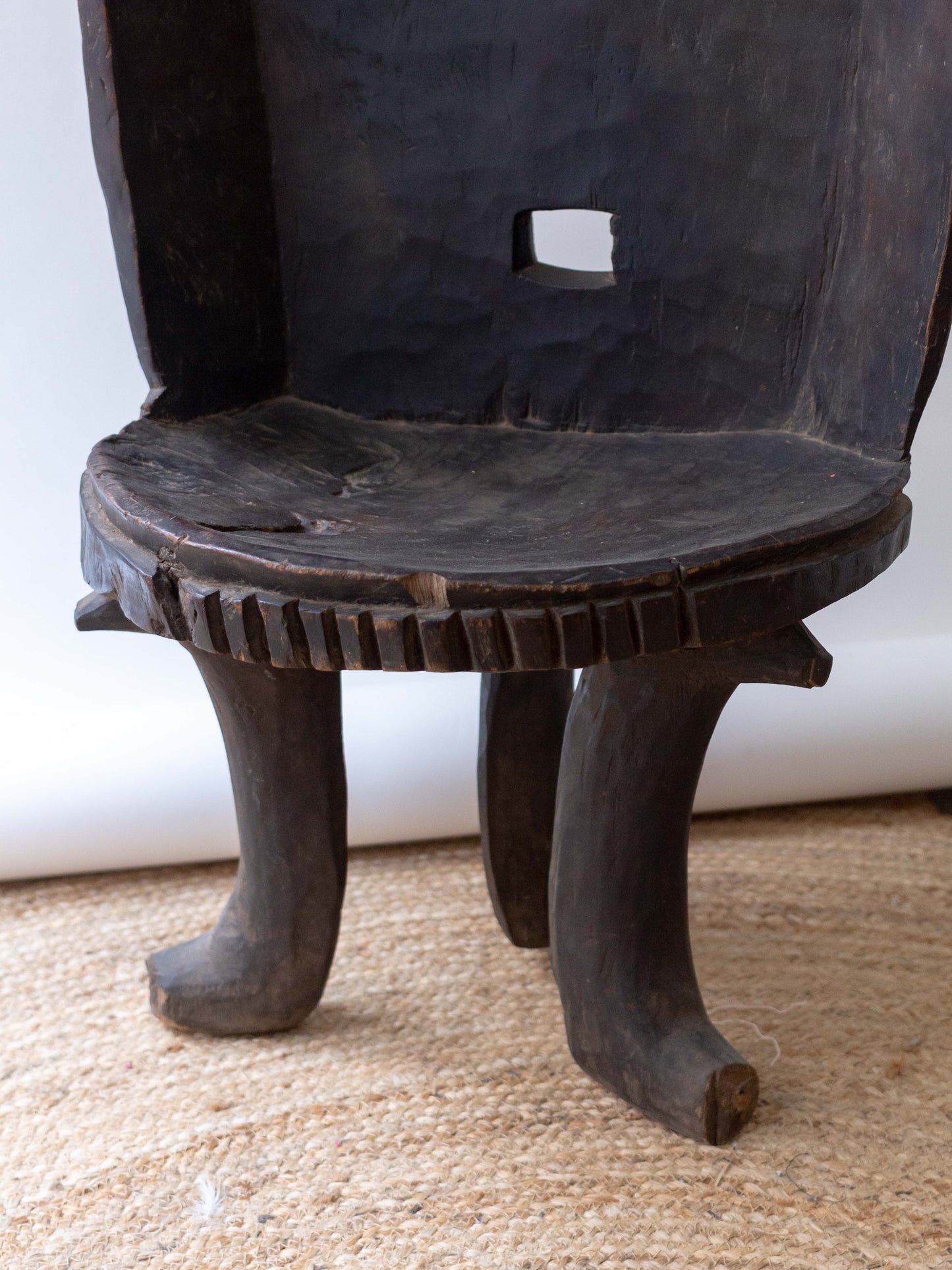 Silla Etiopía Silti - País: Etiopía Material: Madera Medidas: 50x40x88cm