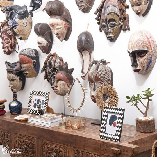 Decorar con máscaras africanas