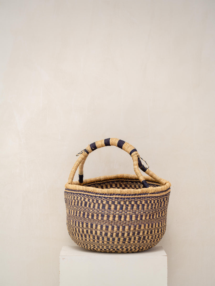 Two Handle Basket Luo